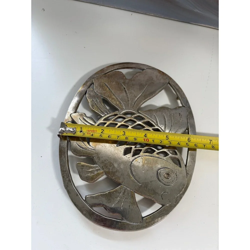 Vintage Brass Fish Trivet Oval Goldfish Koi Wall Hanging Decor Hot Pad 8 Inch